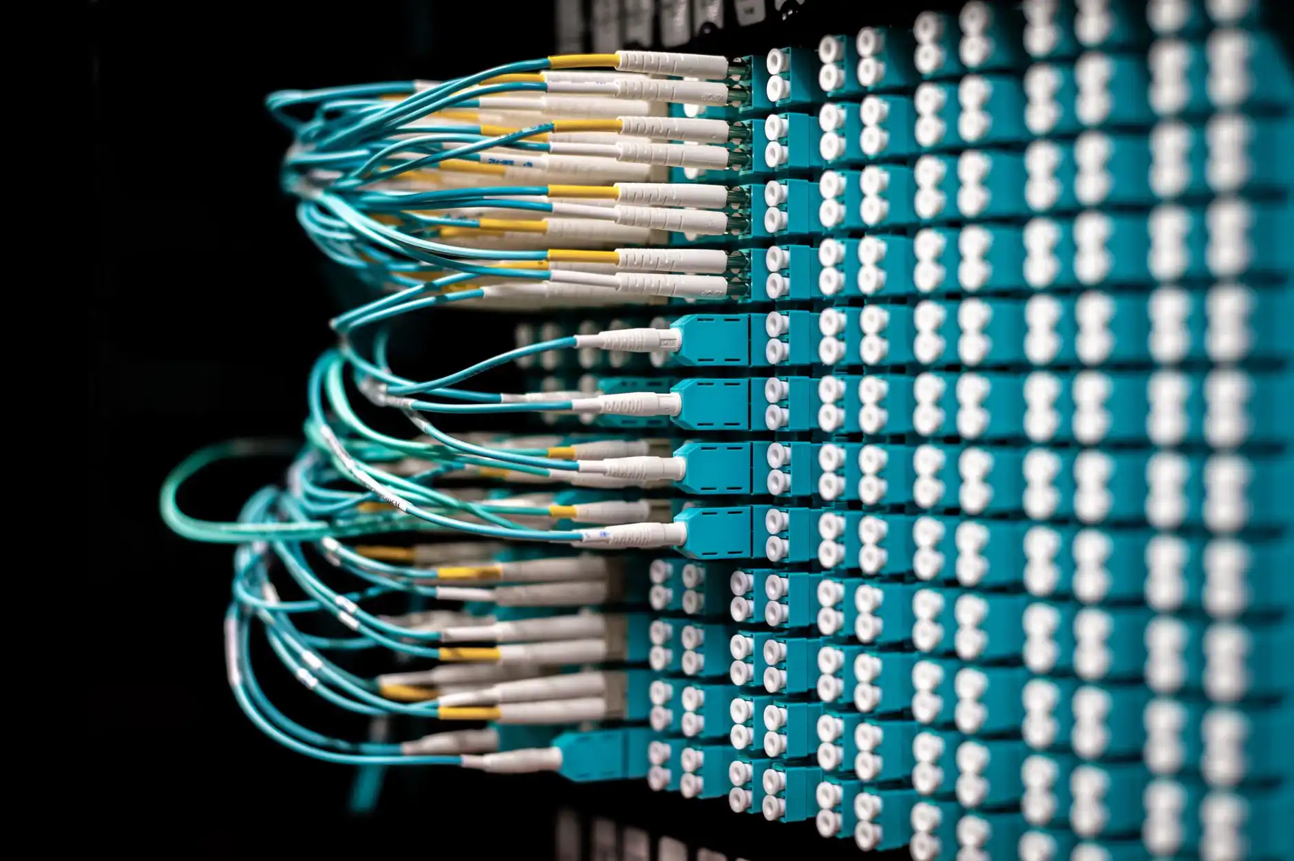 PCB制板多层板设计与阻抗控制关键技术解析