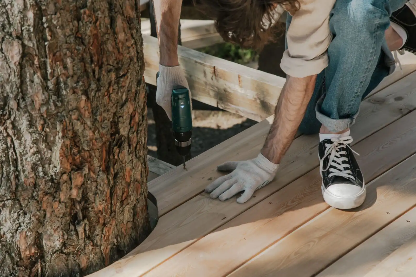 渡梵科技:从电路图设计到PCB制板的全流程技术解析