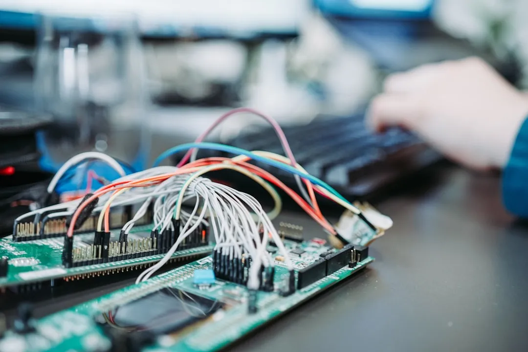 从原理图到量产:PCB制板与样机组装周期如何精准把控正文配图 1